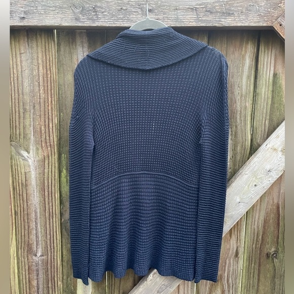 Giorgio Armani Textured Navy Lightweight Stretch Knit Drapey Cardigan Sweater - Picture 8 of 8